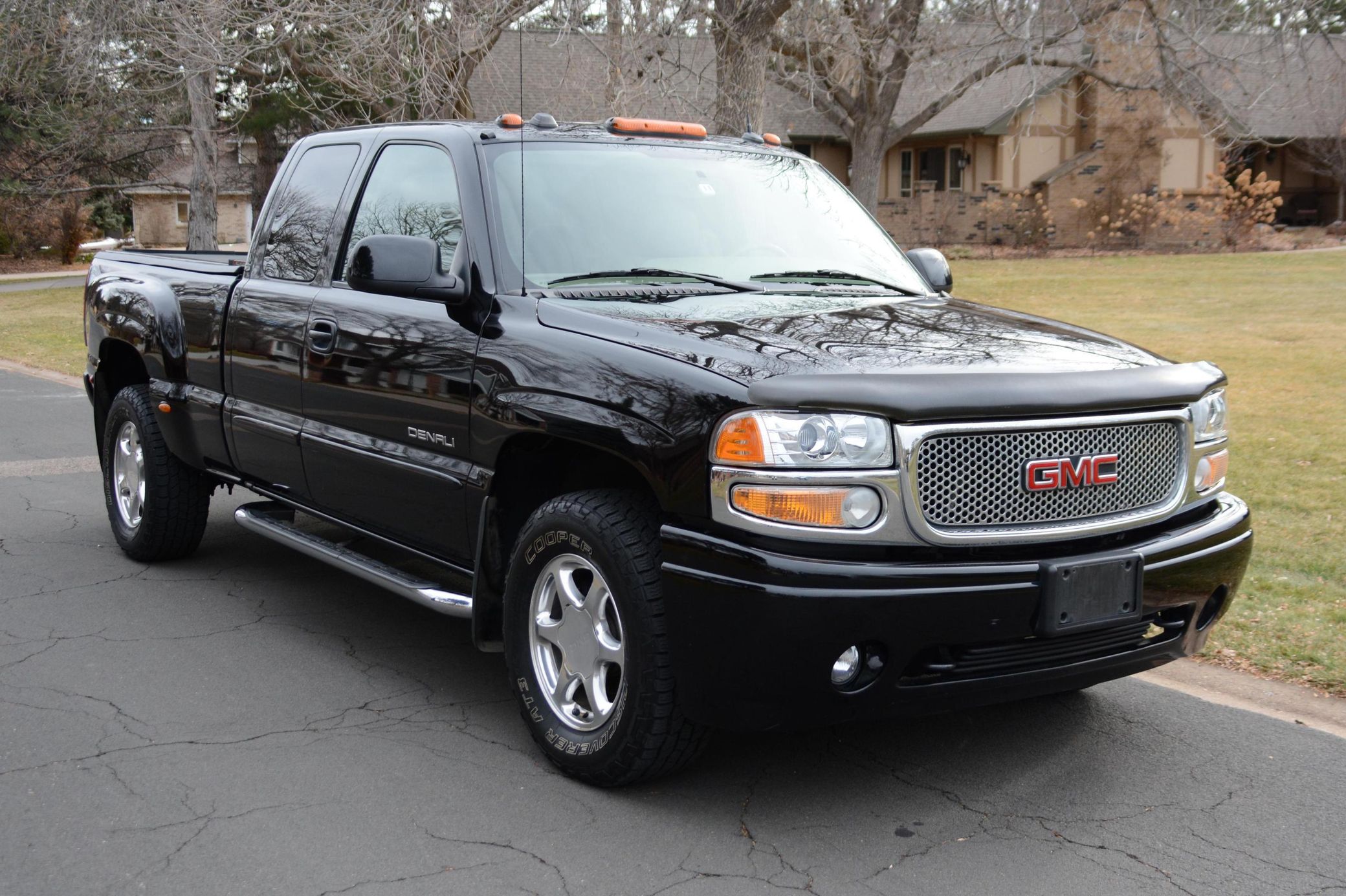 2004 GMC Sierra Denali AWD Quadrasteer